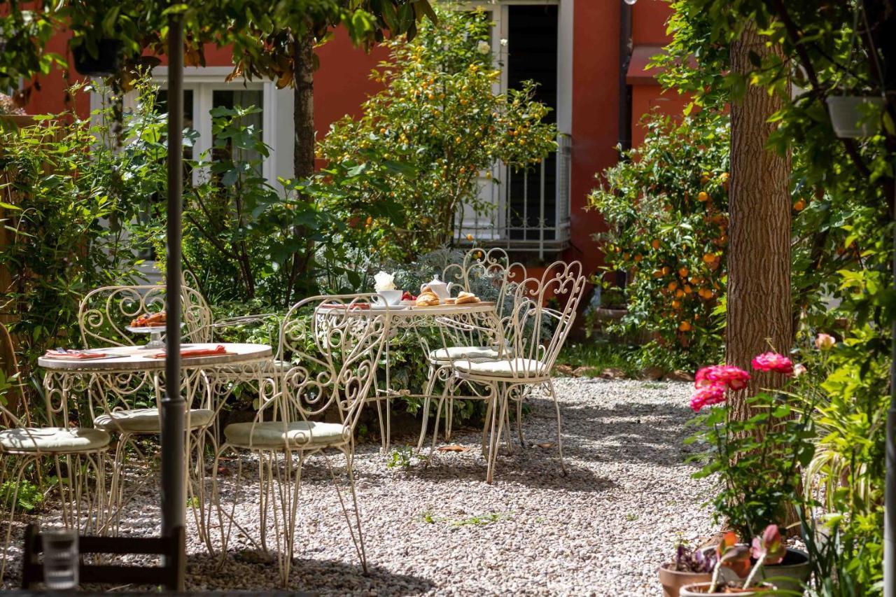 Secret Garden Firenze B&B ภายนอก รูปภาพ