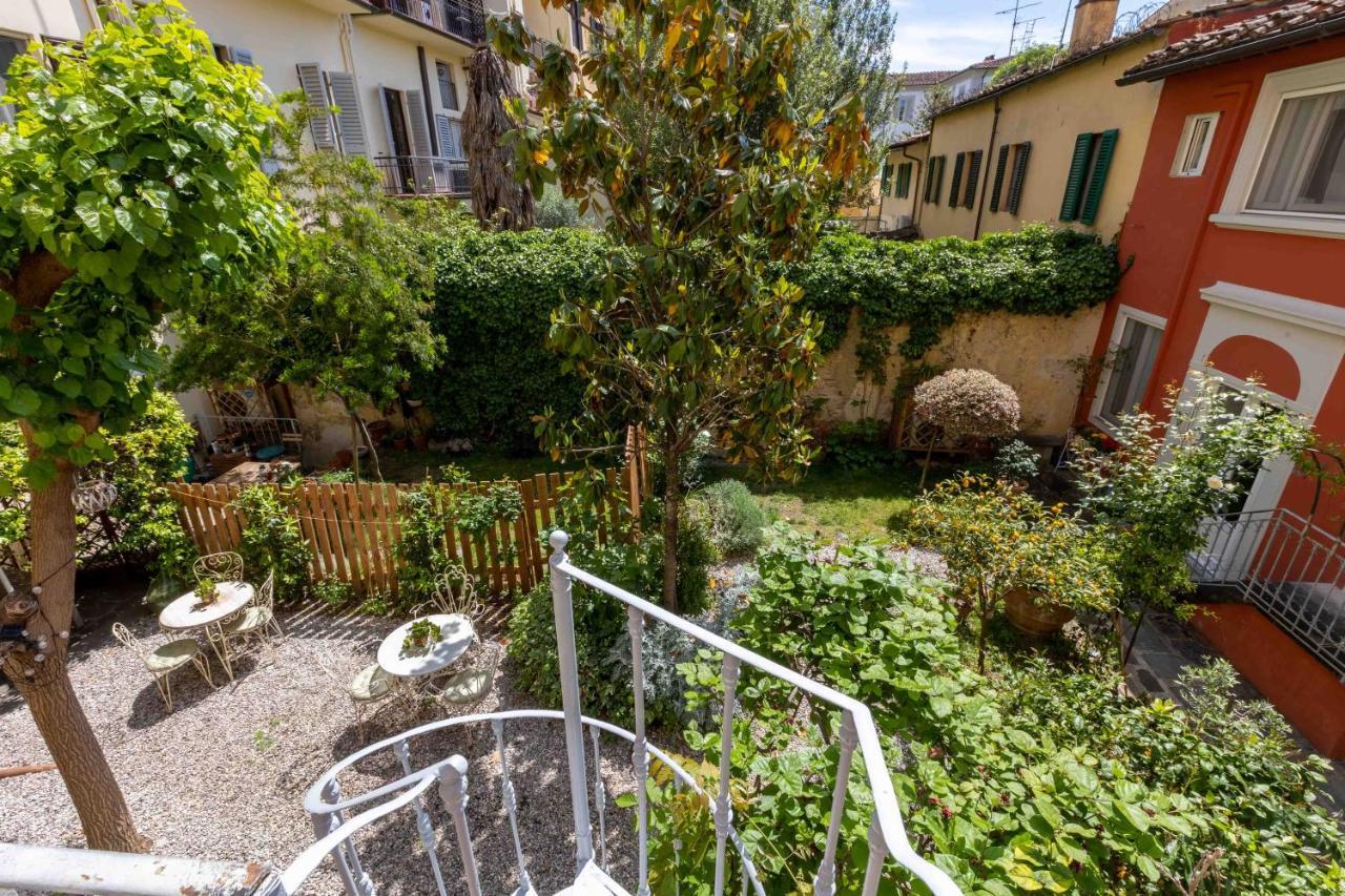 Secret Garden Firenze B&B ภายนอก รูปภาพ
